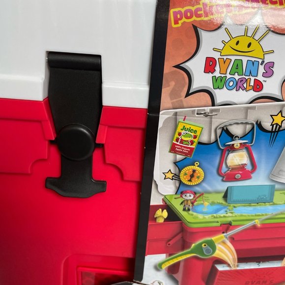 Ryan's World Awesome Cooler Surprise - Picture 11 of 16